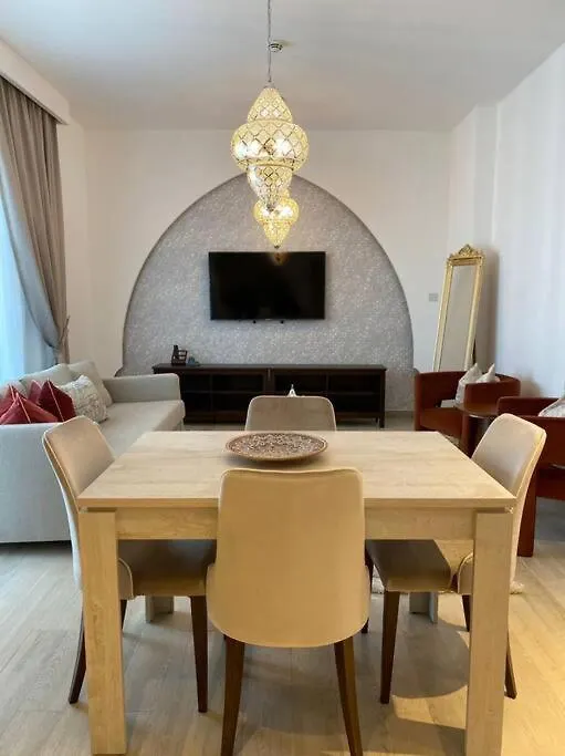 Moroccan-Inspired 1-Bedroom Apartment In Yas Island Abu Zabi