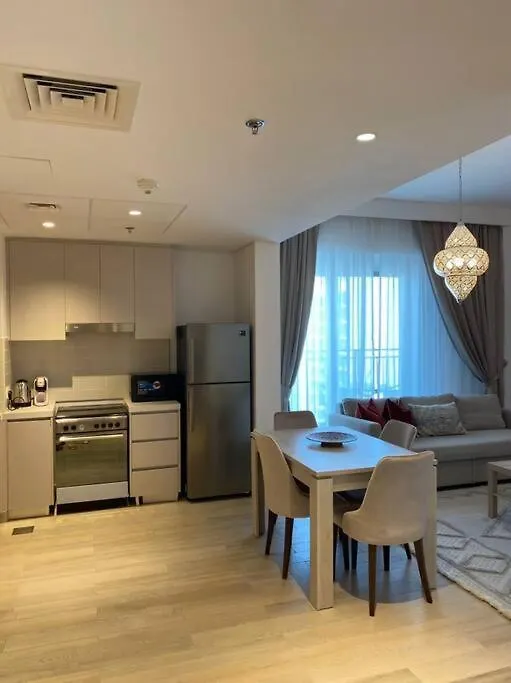 Moroccan-Inspired 1-Bedroom Apartment In Yas Island Abu Zabi